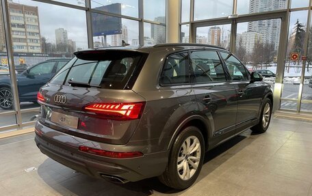 Audi Q7, 2024 год, 13 000 000 рублей, 4 фотография