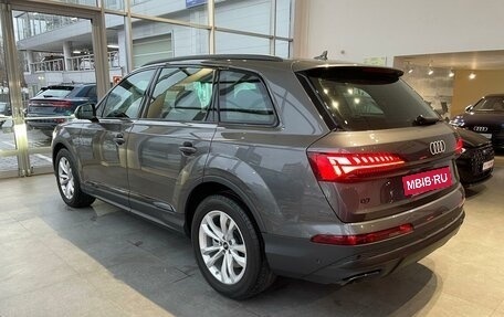 Audi Q7, 2024 год, 13 000 000 рублей, 6 фотография