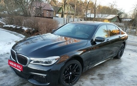 BMW 7 серия, 2018 год, 3 340 000 рублей, 2 фотография