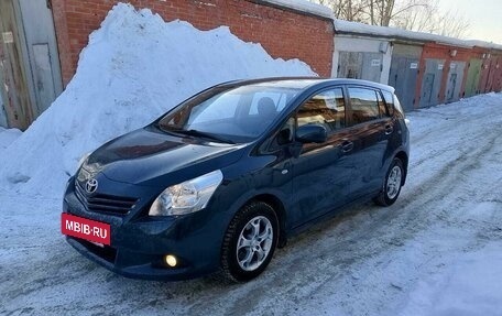 Toyota Verso I, 2009 год, 1 400 000 рублей, 6 фотография