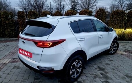 KIA Sportage IV рестайлинг, 2020 год, 2 700 000 рублей, 2 фотография