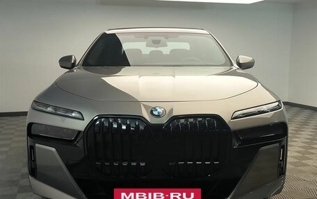 BMW 7 серия, 2024 год, 29 000 000 рублей, 2 фотография