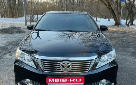 Toyota Camry, 2013 год, 1 860 000 рублей, 3 фотография