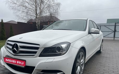 Mercedes-Benz C-Класс, 2012 год, 1 650 000 рублей, 6 фотография