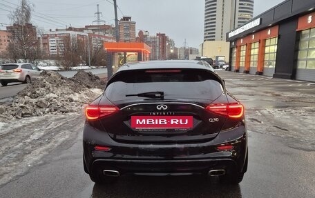 Infiniti Q30, 2017 год, 2 200 000 рублей, 5 фотография