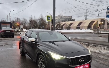 Infiniti Q30, 2017 год, 2 200 000 рублей, 11 фотография