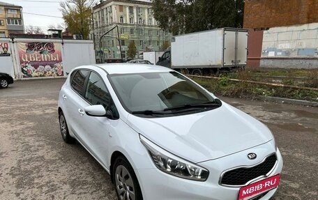 KIA cee'd III, 2013 год, 1 050 000 рублей, 2 фотография