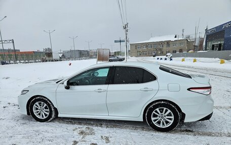 Toyota Camry, 2019 год, 3 000 000 рублей, 8 фотография