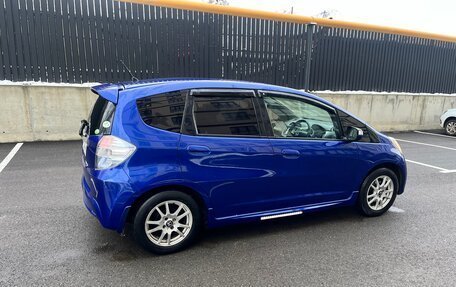 Honda Fit III, 2010 год, 790 000 рублей, 10 фотография