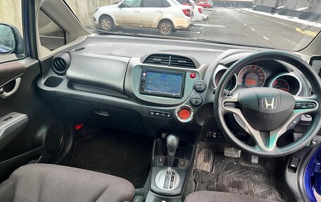 Honda Fit III, 2010 год, 790 000 рублей, 14 фотография