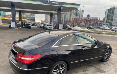 Mercedes-Benz E-Класс, 2012 год, 1 490 000 рублей, 17 фотография