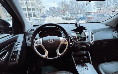 Hyundai ix35 I рестайлинг, 2012 год, 1 600 000 рублей, 11 фотография