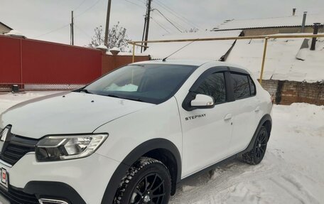 Renault Logan II, 2022 год, 1 790 000 рублей, 2 фотография