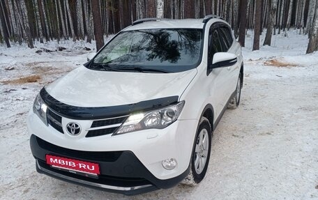 Toyota RAV4, 2014 год, 2 450 000 рублей, 7 фотография