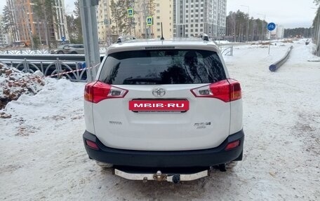 Toyota RAV4, 2014 год, 2 450 000 рублей, 10 фотография