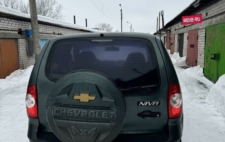 Chevrolet Niva I рестайлинг, 2012 год, 600 000 рублей, 4 фотография