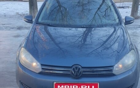 Volkswagen Golf VI, 2011 год, 850 000 рублей, 2 фотография