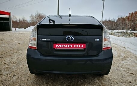 Toyota Prius, 2009 год, 1 350 000 рублей, 3 фотография