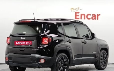 Jeep Renegade I рестайлинг, 2022 год, 2 450 000 рублей, 3 фотография