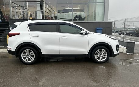 KIA Sportage IV рестайлинг, 2017 год, 1 900 000 рублей, 4 фотография