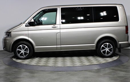 Volkswagen Caravelle T5, 2012 год, 1 997 000 рублей, 8 фотография