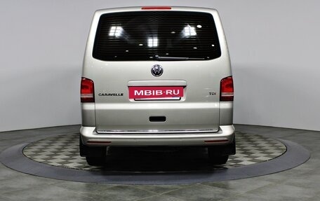 Volkswagen Caravelle T5, 2012 год, 1 997 000 рублей, 6 фотография