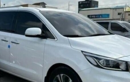 KIA Carnival III, 2018 год, 3 050 000 рублей, 1 фотография