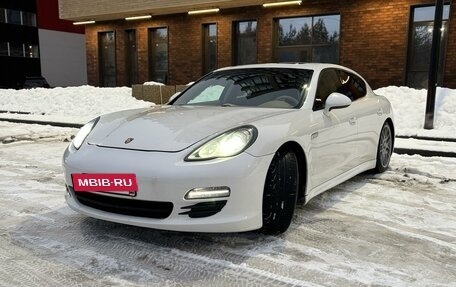 Porsche Panamera II рестайлинг, 2010 год, 2 500 000 рублей, 2 фотография