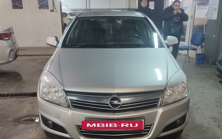 Opel Astra H, 2014 год, 800 000 рублей, 16 фотография