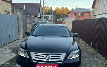 Lexus LS IV, 2010 год, 1 980 000 рублей, 3 фотография