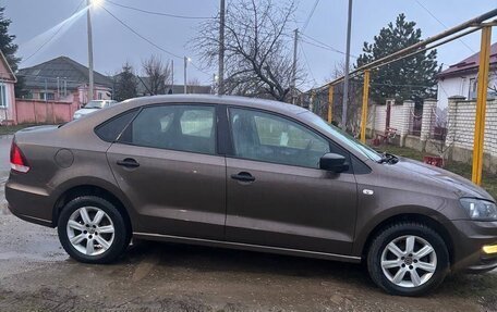 Volkswagen Polo VI (EU Market), 2015 год, 780 000 рублей, 2 фотография