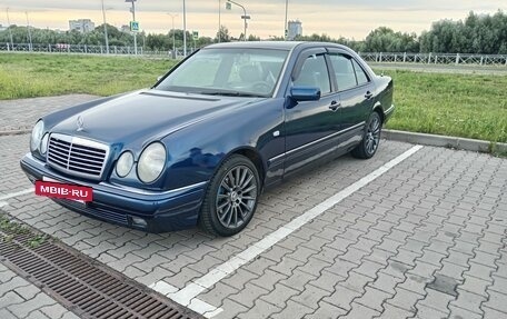 Mercedes-Benz E-Класс, 1998 год, 620 000 рублей, 8 фотография