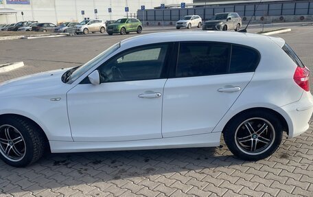 BMW 1 серия, 2011 год, 899 000 рублей, 4 фотография