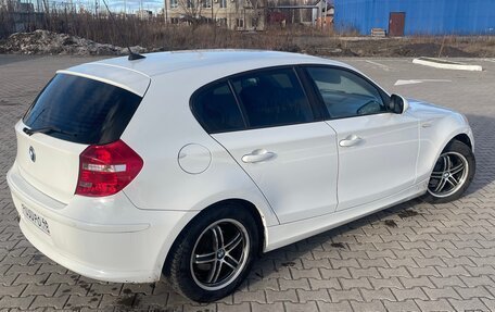 BMW 1 серия, 2011 год, 899 000 рублей, 7 фотография