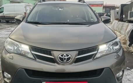 Toyota RAV4, 2013 год, 2 050 000 рублей, 4 фотография