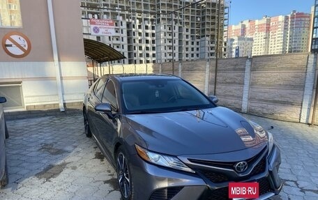 Toyota Camry, 2019 год, 2 970 000 рублей, 4 фотография