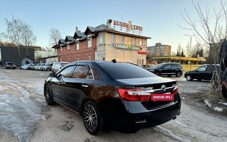 Toyota Camry, 2013 год, 1 950 000 рублей, 6 фотография