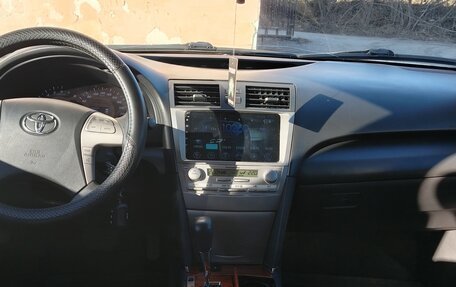 Toyota Camry, 2010 год, 1 750 000 рублей, 9 фотография