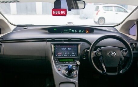 Toyota Prius, 2011 год, 1 250 000 рублей, 4 фотография