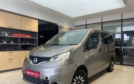 Nissan NV200, 2010 год, 975 000 рублей, 1 фотография