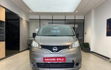 Nissan NV200, 2010 год, 975 000 рублей, 2 фотография