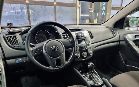 KIA Cerato III, 2010 год, 900 000 рублей, 11 фотография