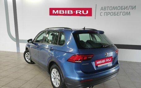 Volkswagen Tiguan II, 2019 год, 2 393 000 рублей, 6 фотография