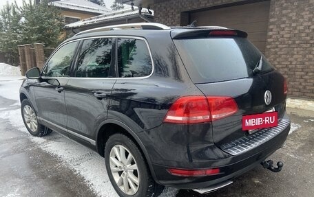 Volkswagen Touareg III, 2011 год, 1 750 000 рублей, 11 фотография