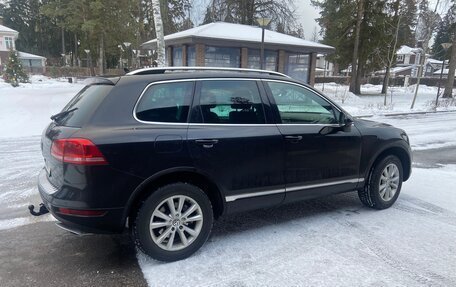 Volkswagen Touareg III, 2011 год, 1 750 000 рублей, 13 фотография