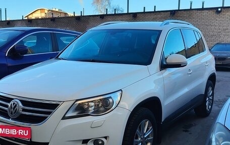 Volkswagen Tiguan I, 2010 год, 1 350 000 рублей, 2 фотография