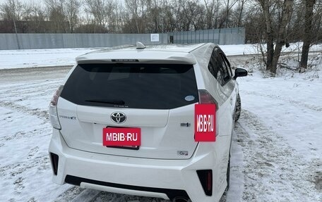 Toyota Prius Alpha I (ZVW40/41), 2015 год, 2 350 000 рублей, 4 фотография