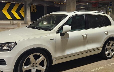 Volkswagen Touareg III, 2014 год, 2 700 000 рублей, 2 фотография