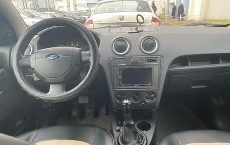 Ford Fusion I, 2006 год, 500 000 рублей, 12 фотография