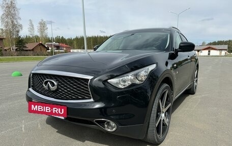 Infiniti QX70, 2017 год, 3 500 000 рублей, 6 фотография